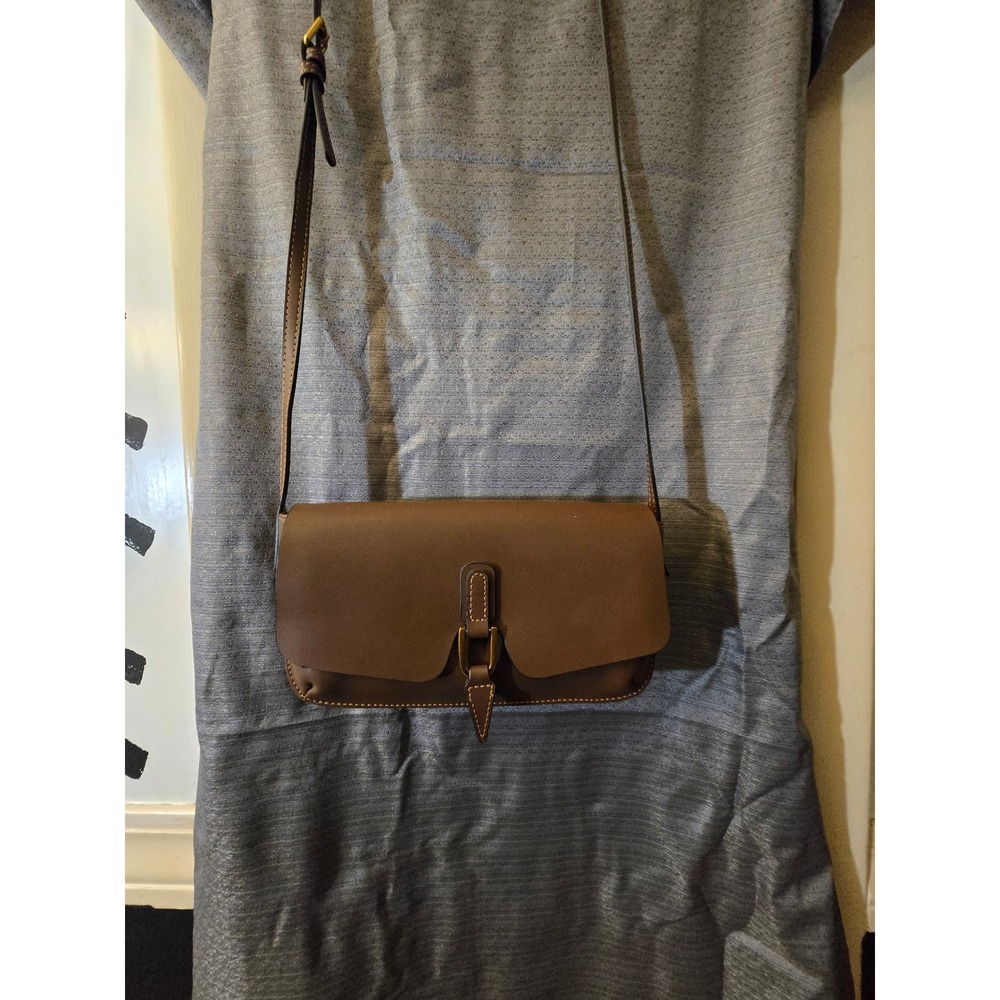 Brown Crossbody Bag Purse With Adjustable‎ Strap and Interior Pockets